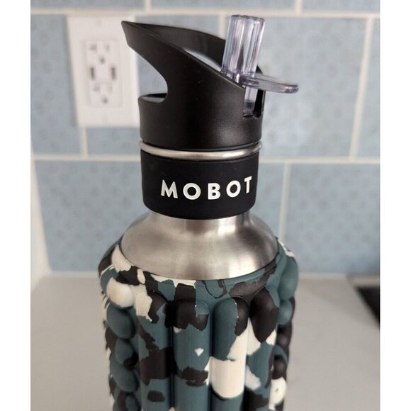 Motbot Grace 27oz Cammo Foam Roller Hydration Water Bottle - Picture 2 of 6